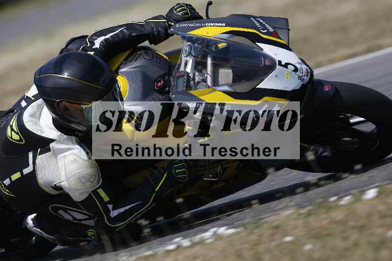 /Archiv-2023/28 05.06.2023 Moto Club Anneau du Rhin/rouge-expert/5